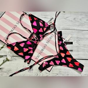 VICTORIA'S SECRETS SWIM